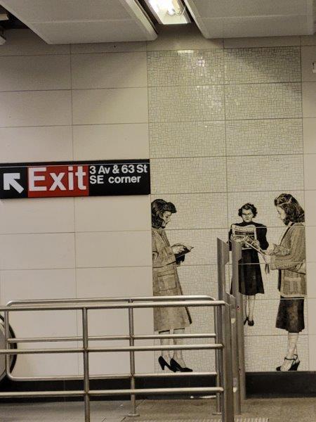 Women reading the newspaper