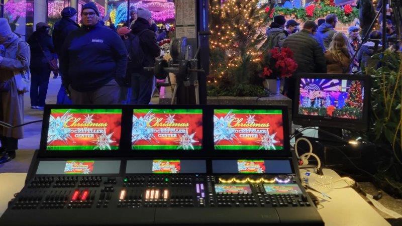 Christmas at Rockefeller Center as screen savers on the laptops