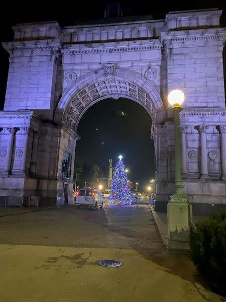 Grand Army Plaza Christmas Tree in Brooklyn