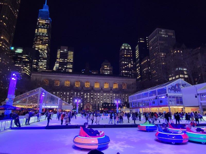 Bumper cars on ice 