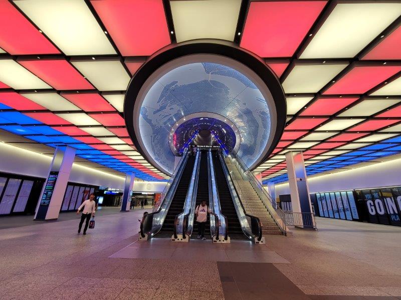 Penn Station ceiling in red, white and blue