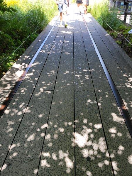 Train tracks on the High Line